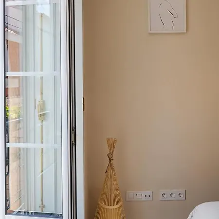 アパート Peixeira And *